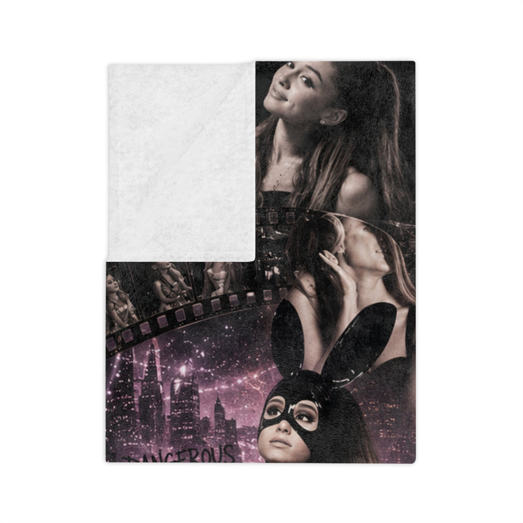 Ariana Grande — The Eras of Ariana Blanket