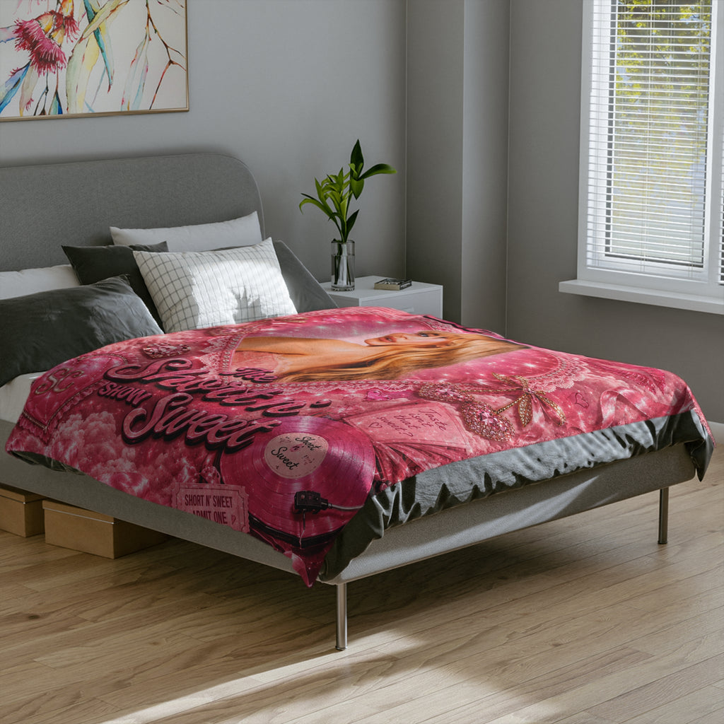 Sabrina Carpenter — Short n’ Sweet: Pink Sugar Dream Blanket